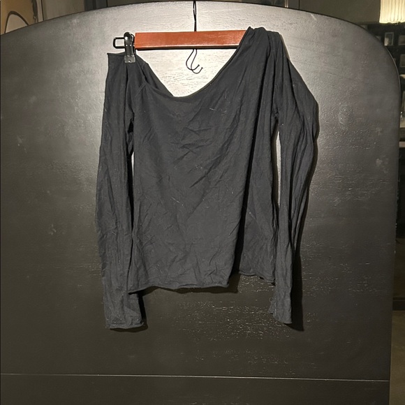 dELiA*s Black Off-Shoulder Blouse - Picture 1 of 2
